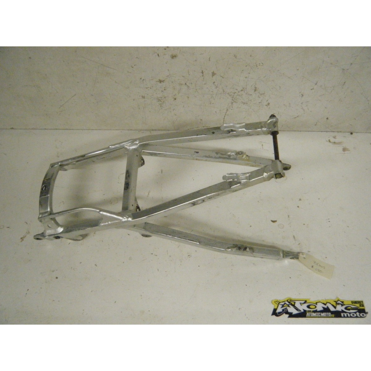 BOUCLE ARRIERE CADRE HUSQVARNA 125 WR 2000 HUSQVARNA 125 WR 2000 BOUCLE ARRIERE CADRE HUSQVARNA 125 WR 2000 HUSQVARNA 125 WR 2000