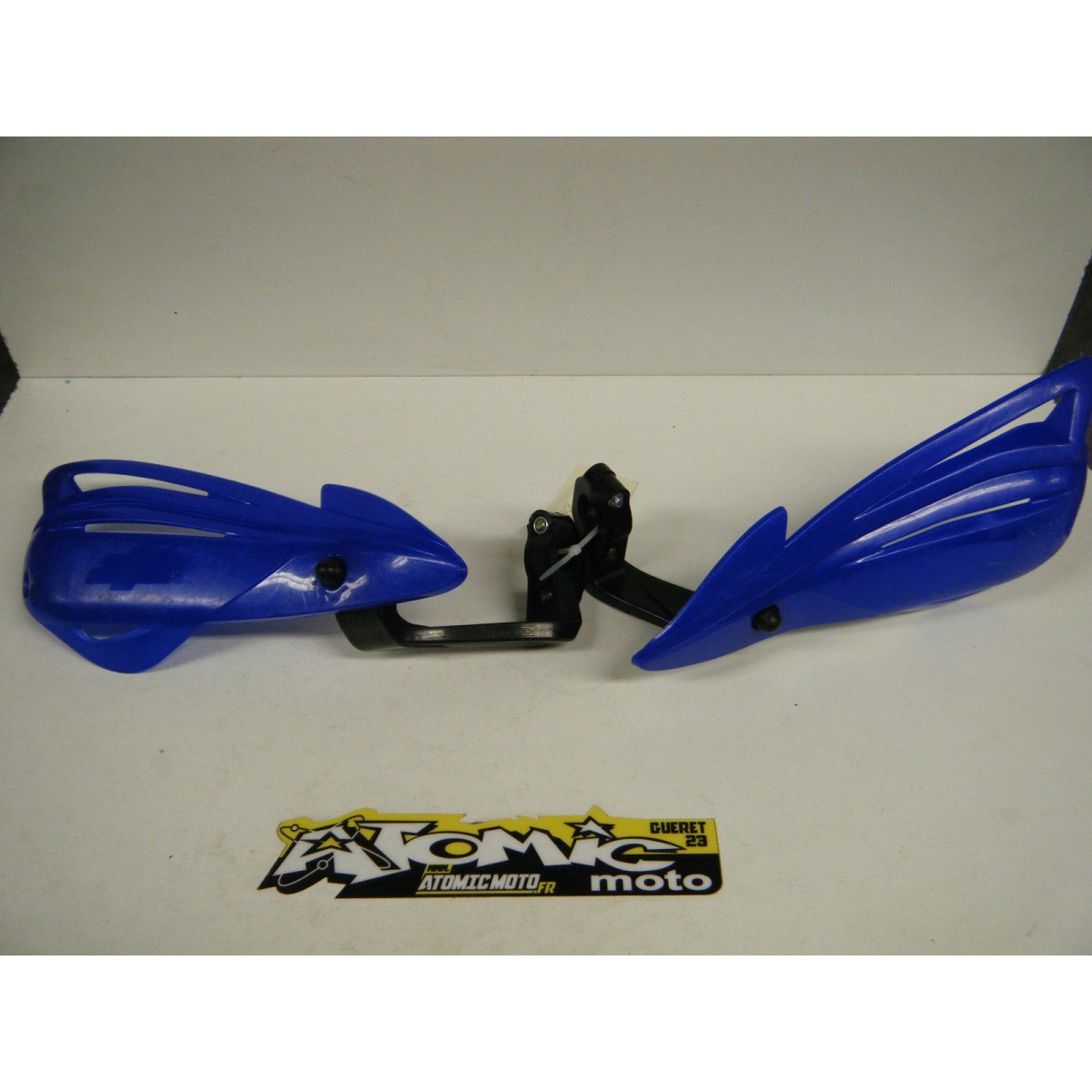 PROTEGE MAIN ADAPTABLE BLEU HUSQVARNA 125 WR 2000 HUSQVARNA 125 WR 2000