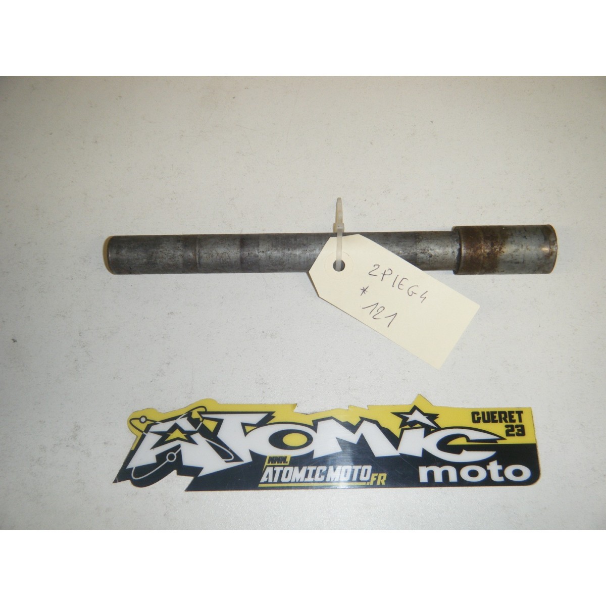 Axe de roue avant GASGAS 250 EC 2001