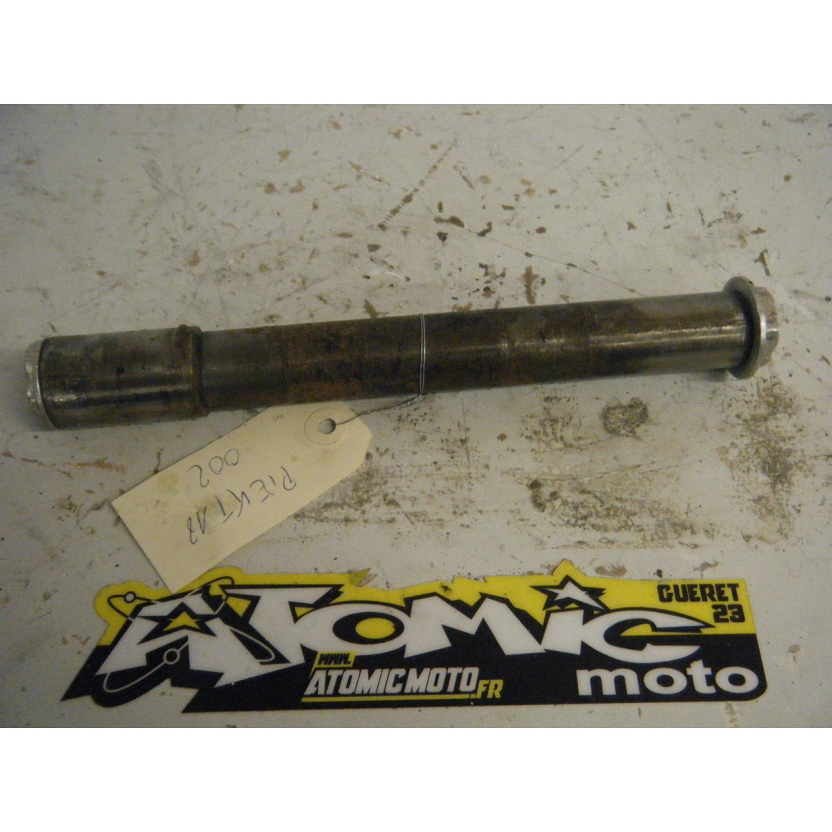 Axe de roue avant KTM 250 EXC 2003