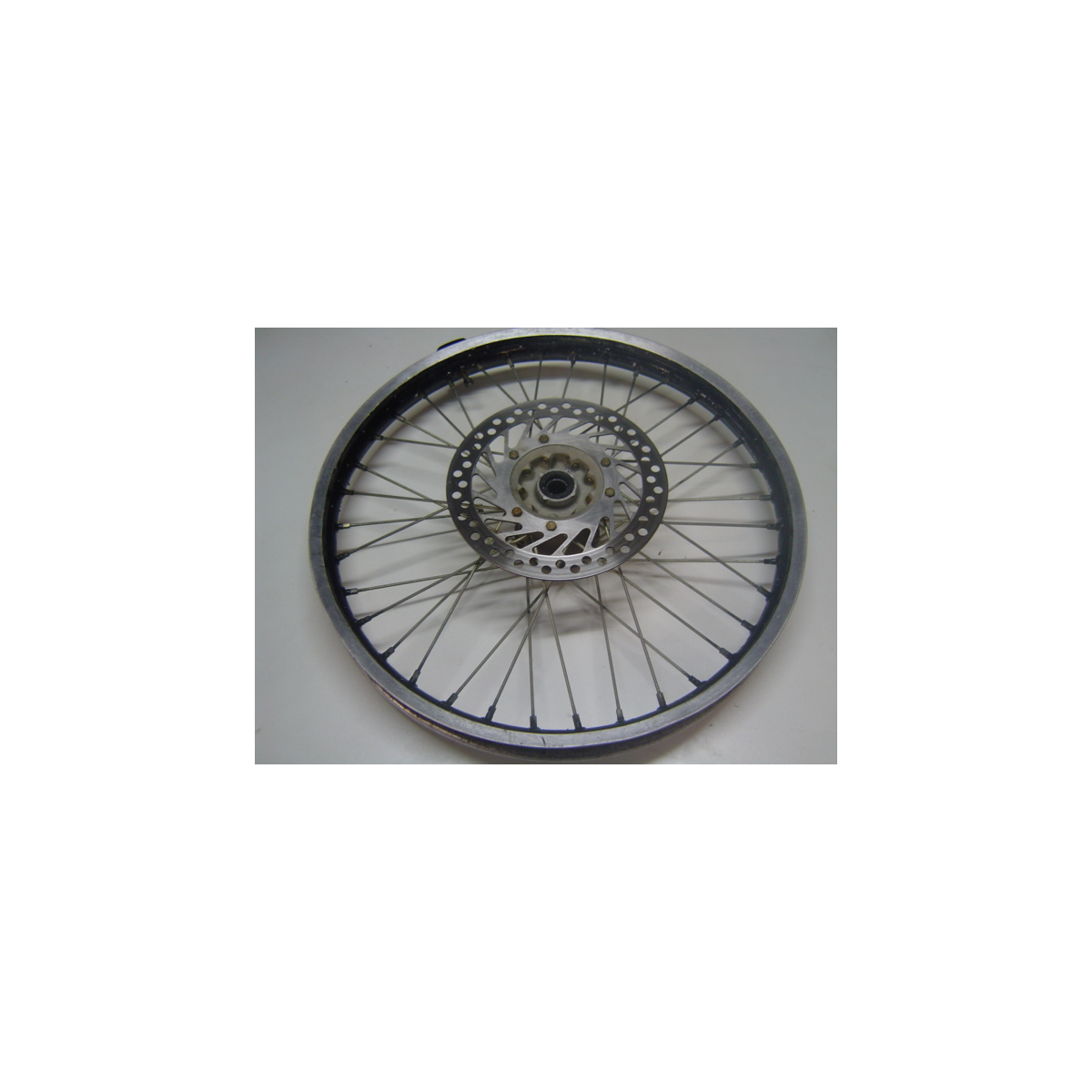 Roue avant HONDA 250 CR 1997 Homologuee Roue avant HONDA 250 CR 1997 Homologuee