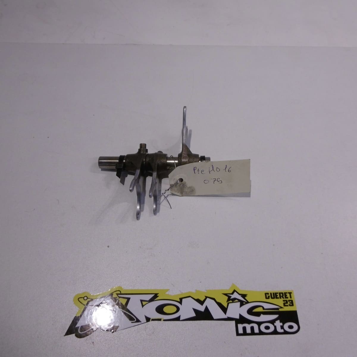 Axe et fourchette de boite HONDA 250 XR 1997
