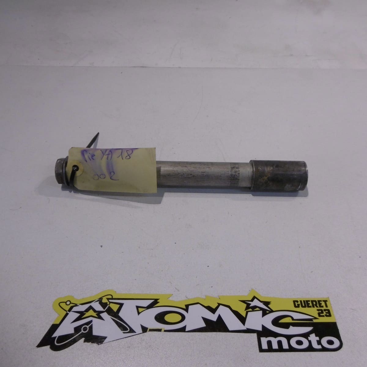 Axe de roue avant YAMAHA 250 YZ-F 2019