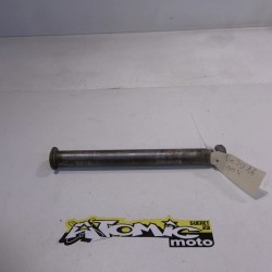 Axe de roue arrière SUZUKI 450 RMZ 2013