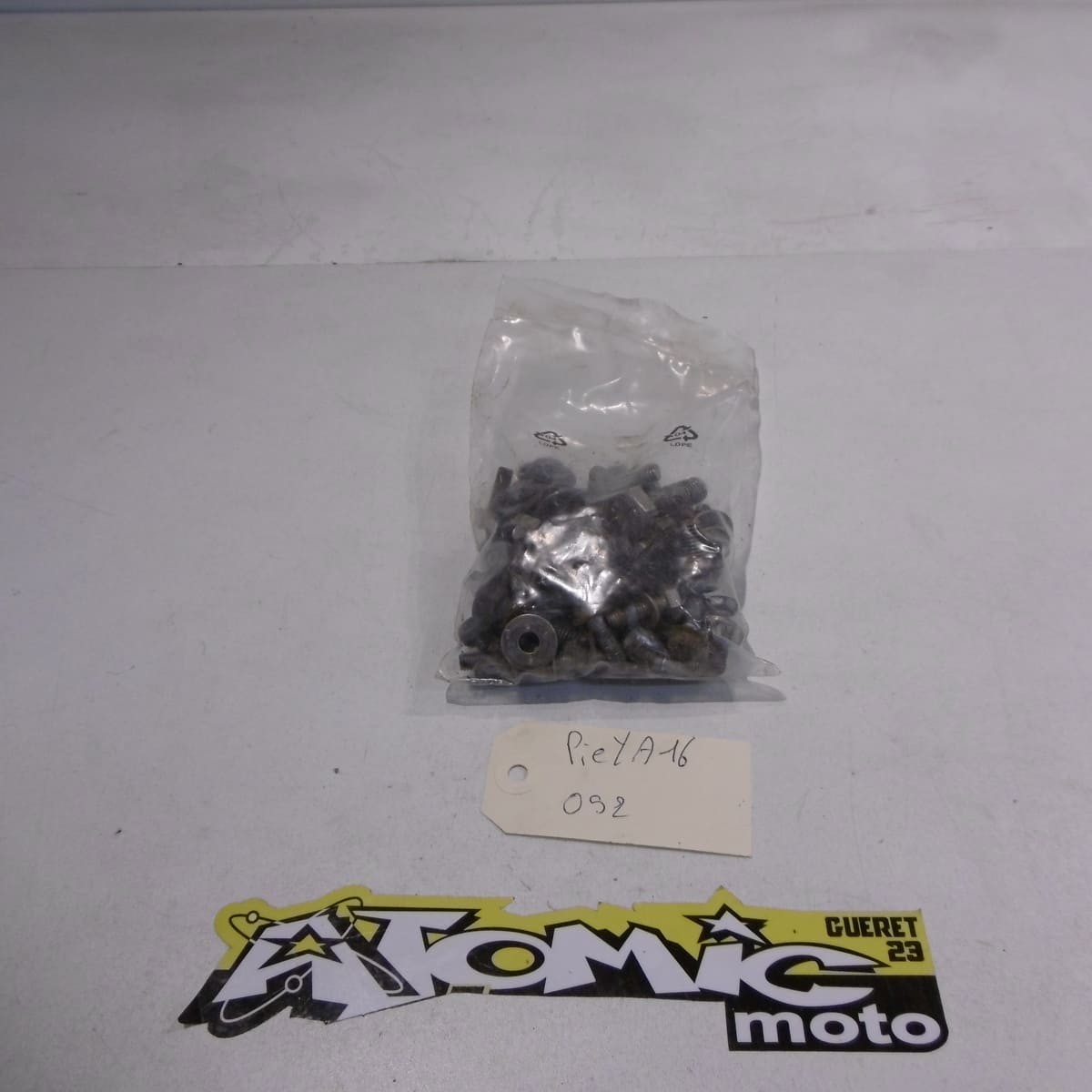 Lot visserie cycle YAMAHA 400 WRF 1999