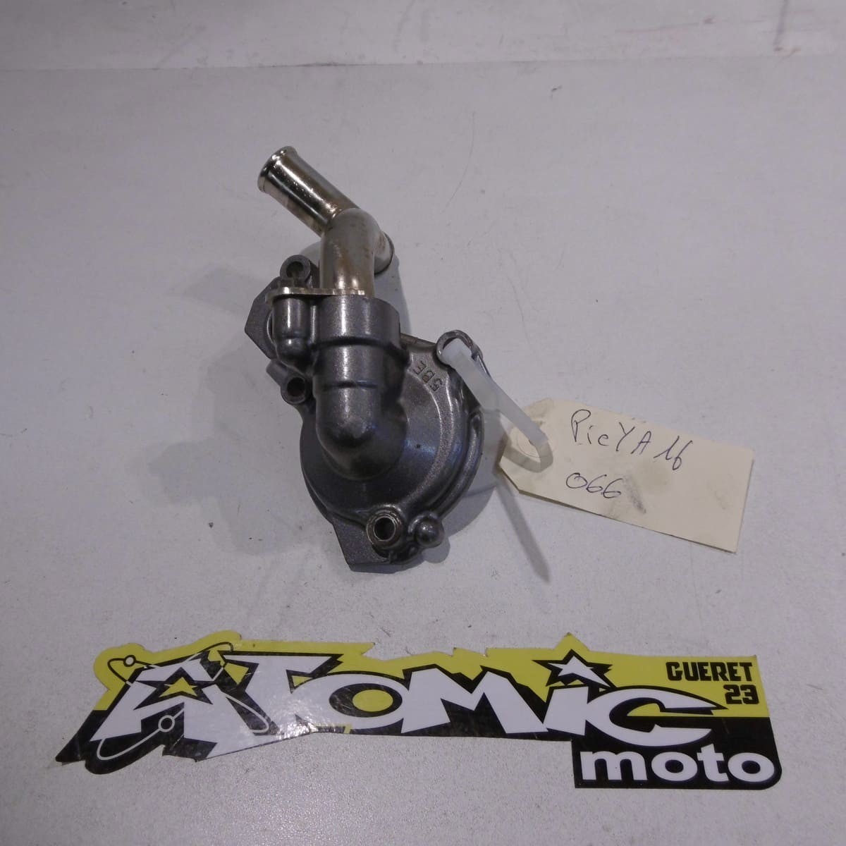 Carter de pompe à eau  YAMAHA 400 WRF 1999