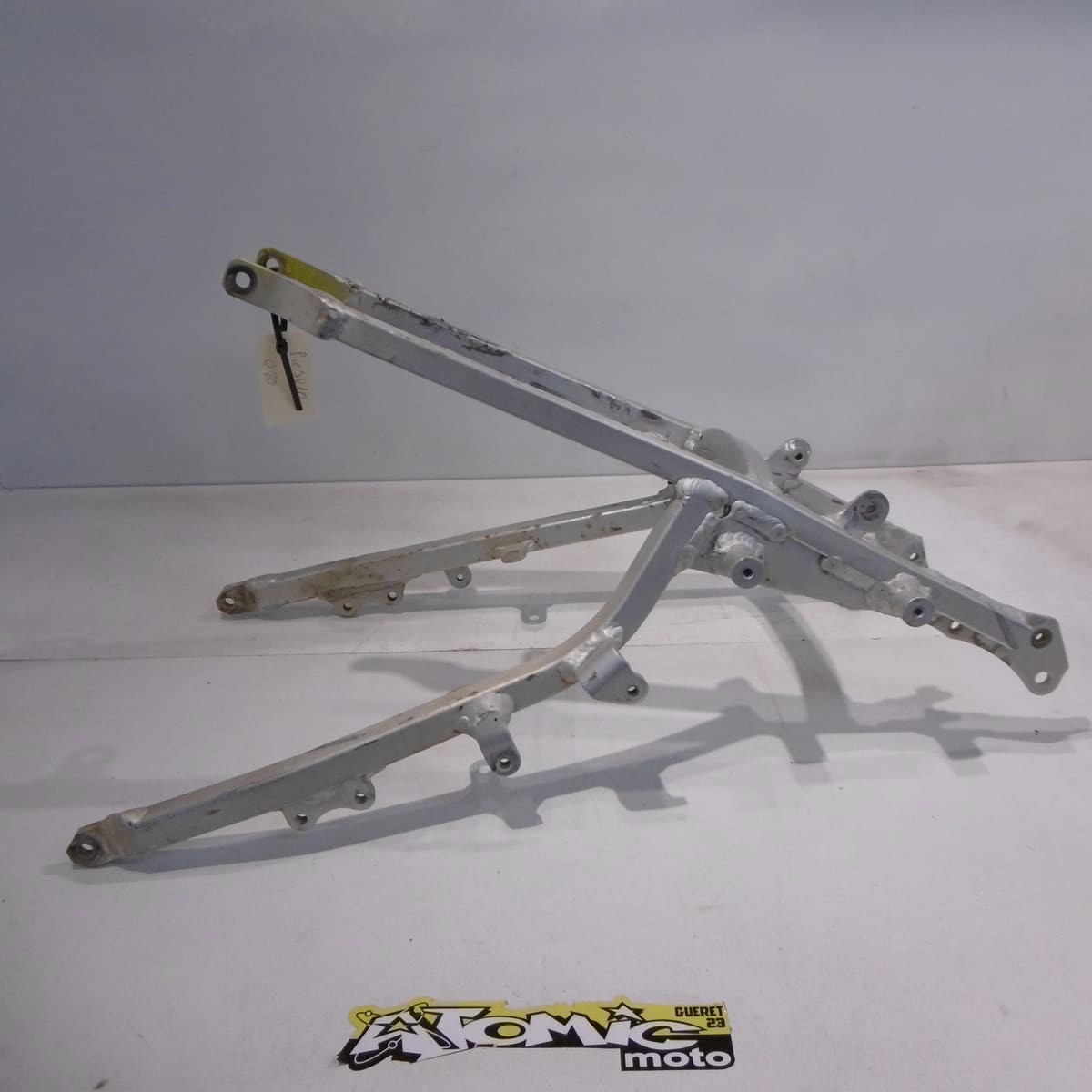 Boucle arrière de cadre SUZUKI 400 DR-Z 2002