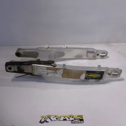 Bras oscillant  SUZUKI 400 DR-Z 2002