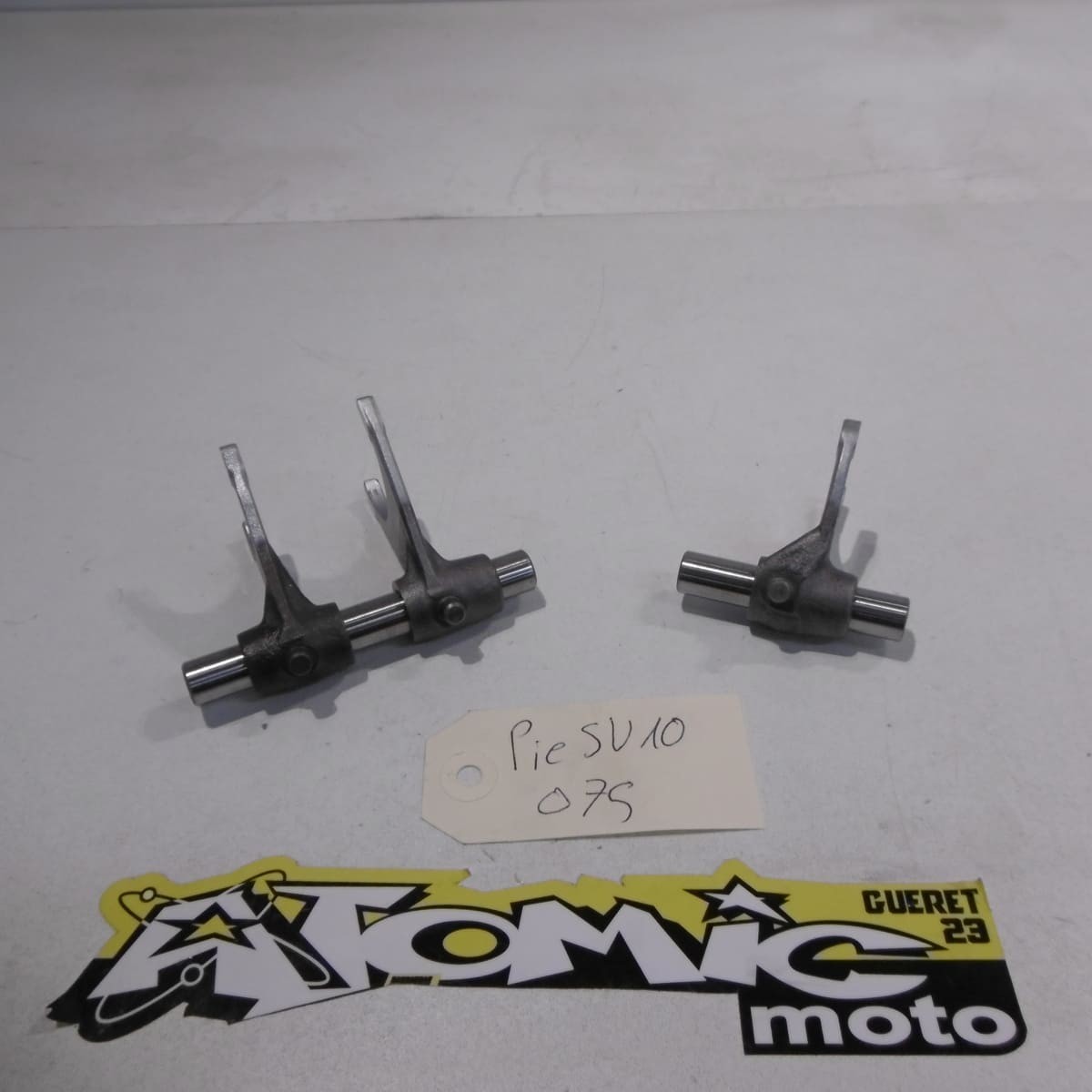 Axe et fourchette de boite  SUZUKI 400 DR-Z 2002