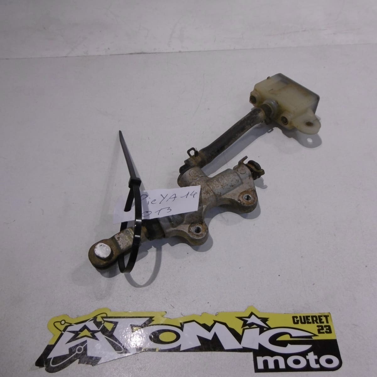 Maitre cylindre de frein arrière YAMAHA 426 YZ-F 2002