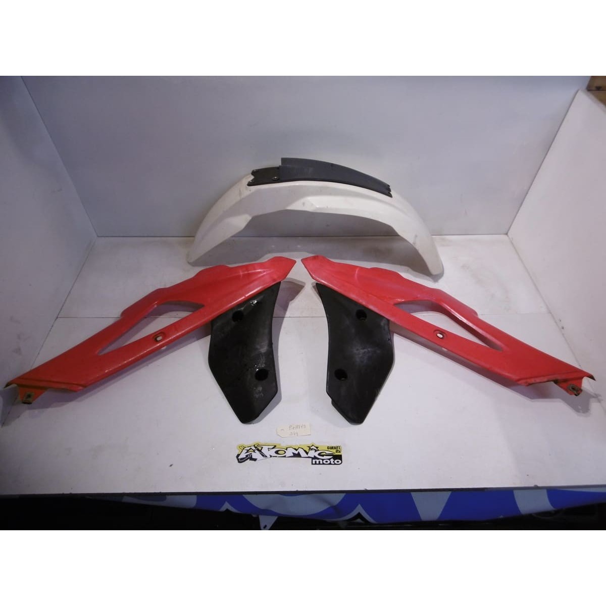 Lot plastiques HUSQVARNA 125 WR 2005