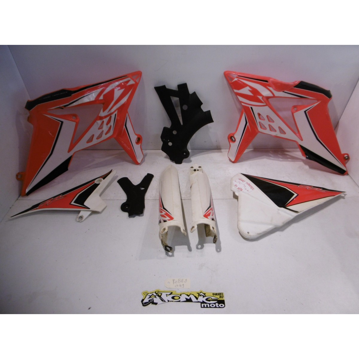 Lot plastiques BETA 250 RR 2014