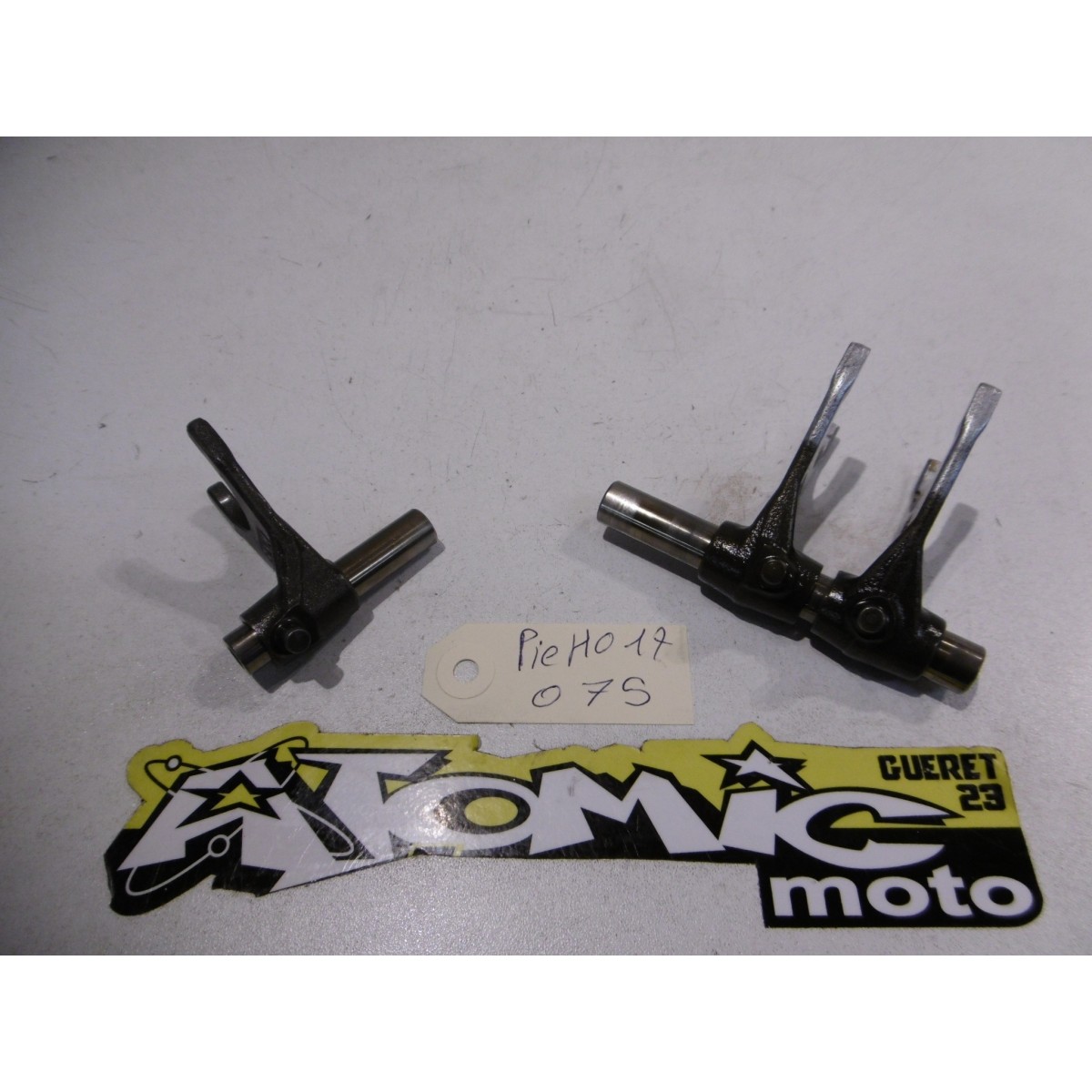 Axe et fourchette de boite  HONDA 250 CRF 2014