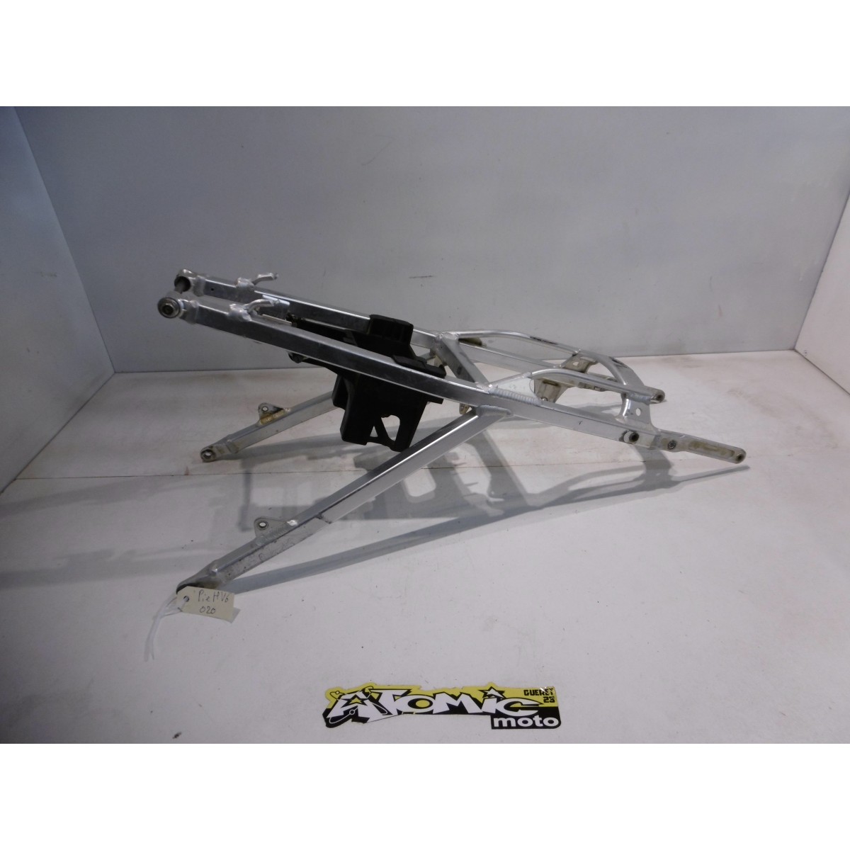 Boucle arrière de cadre HUSQVARNA 250 TE 2004