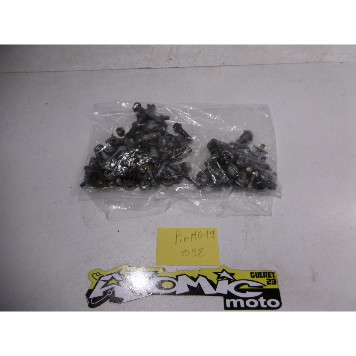 Lot de visserie cycle HONDA 300 CRE F 2015