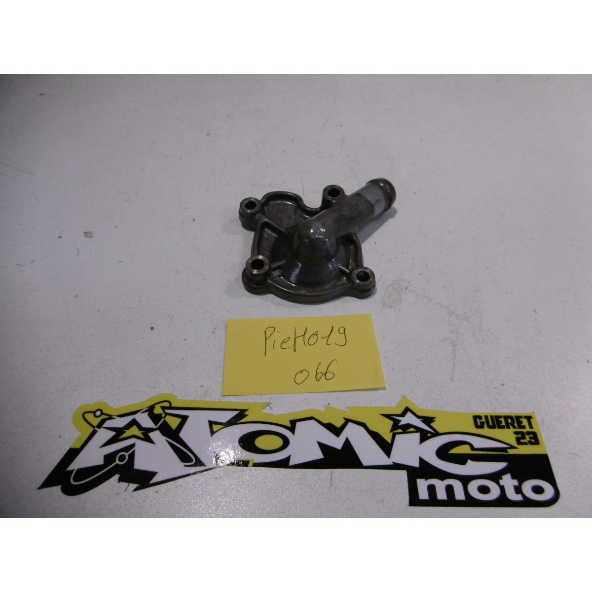 Carter de pompe à eau  HONDA 300 CRE F 2015