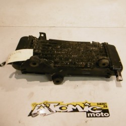 Radiateur droit YAMAHA 250...