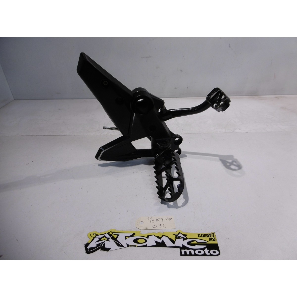 Platine de repose pied droit KTM 790 ADVENTURE R 2019