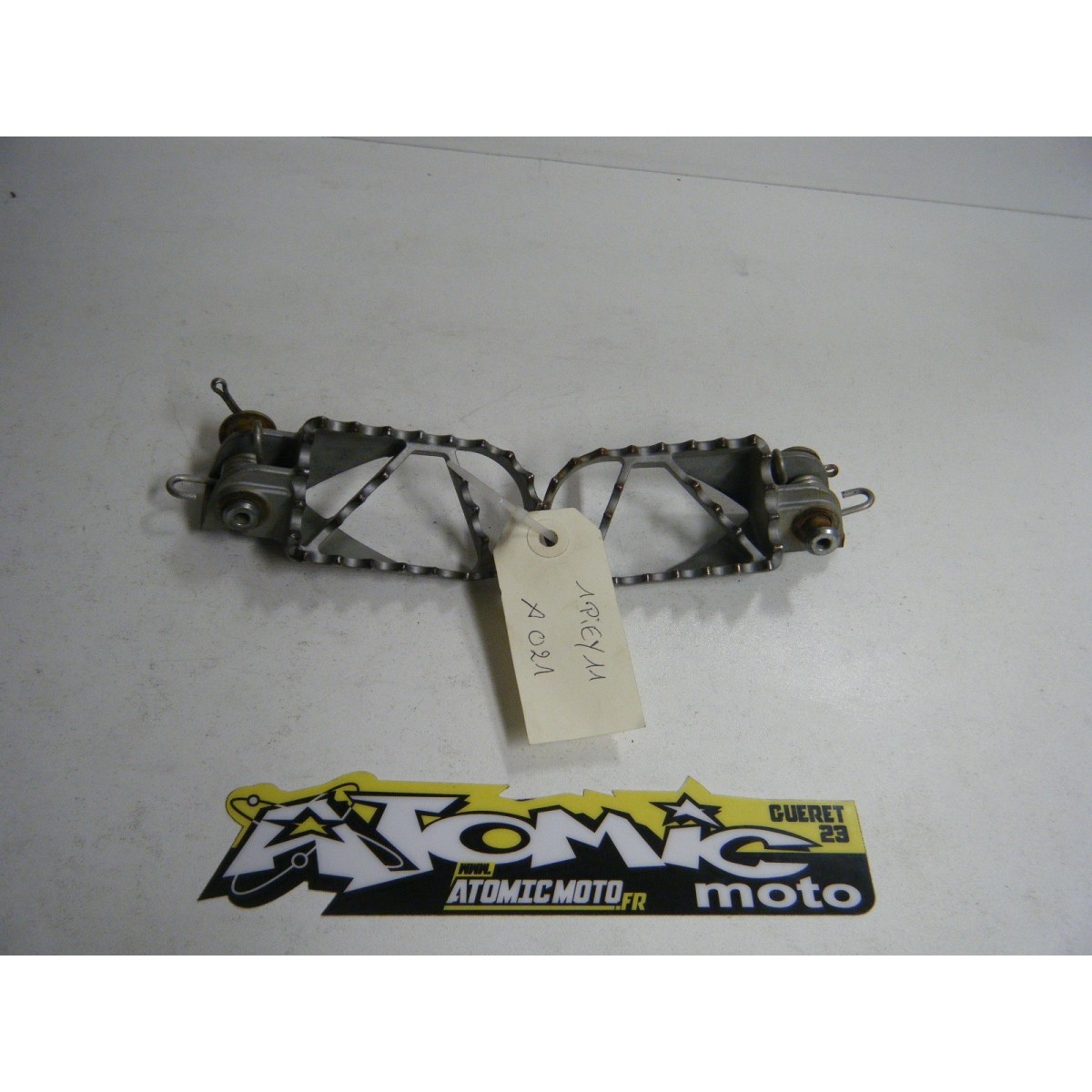 Repose pieds YAMAHA 400 WR-F 1999 Repose pieds YAMAHA 400 WR-F 1999
