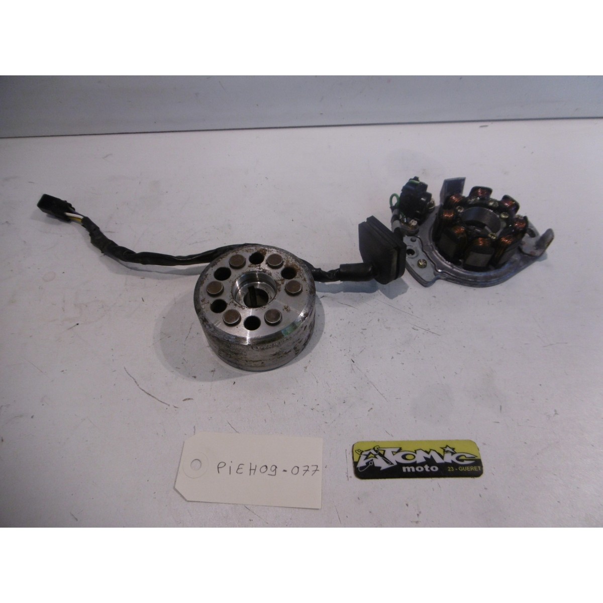 Rotor et stator d'allumage HONDA 125 CR 2004 Rotor et stator d'allumage HONDA 125 CR 2004
