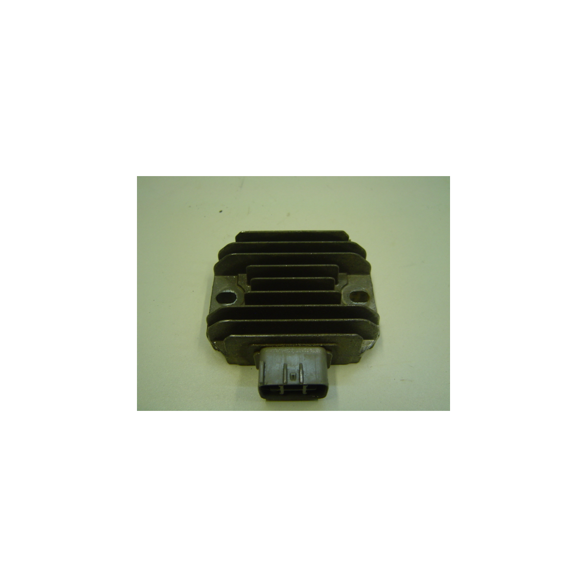 Regulateur SUZUKI 450 LTR 2008 Regulateur SUZUKI 450 LTR 2008