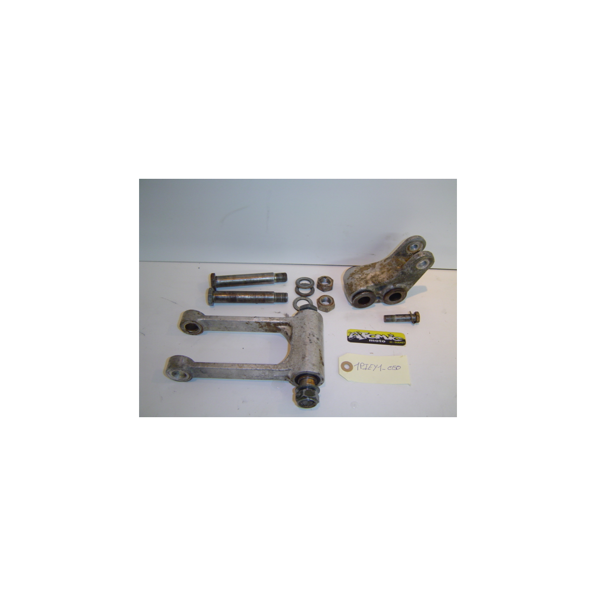 Biellettes de suspension YAMAHA 125 YZ 1996 Biellettes de suspension YAMAHA 125 YZ 1996