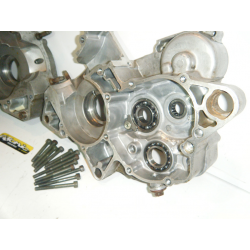 Carters moteur centraux YAMAHA 125 YZ 1996