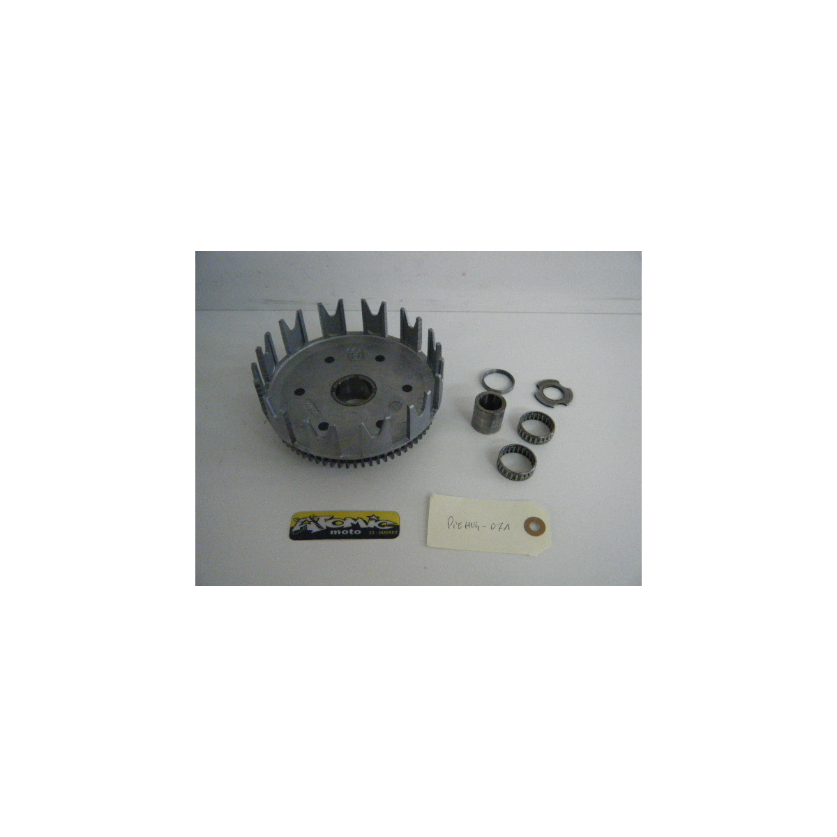 Cloche d'embrayage HUSQVARNA 125 WRE 2004 Cloche d'embrayage HUSQVARNA 125 WRE 2004