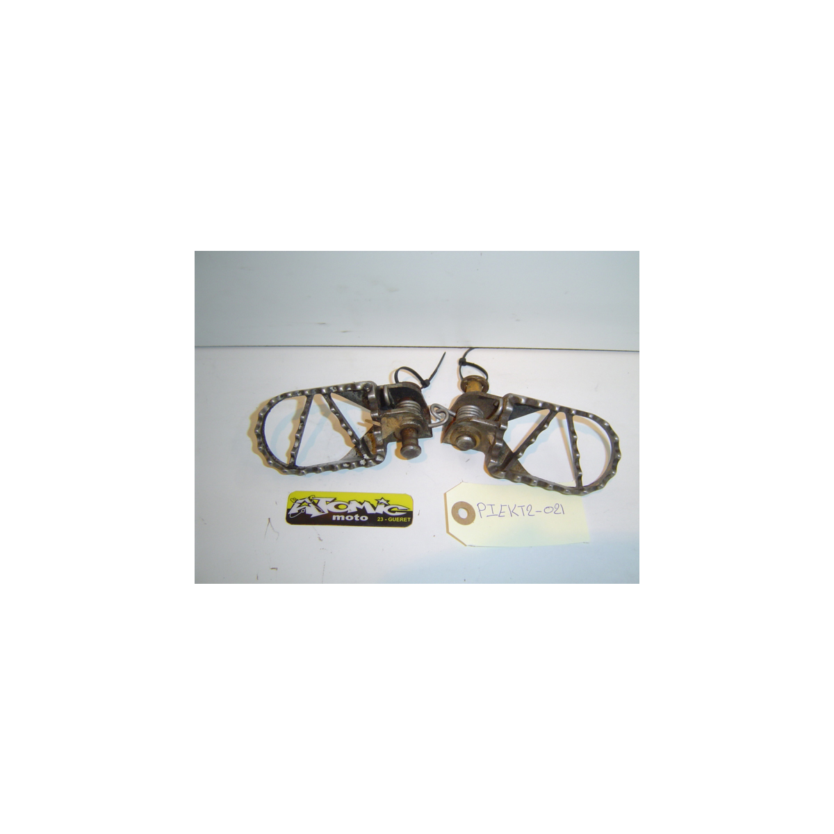 Repose pieds KTM 125 EXC 2002 Repose pieds KTM 125 EXC 2002